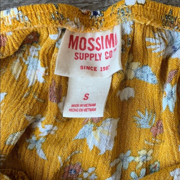 Lovely off the shoulder sun dress - Picture 3 of 3